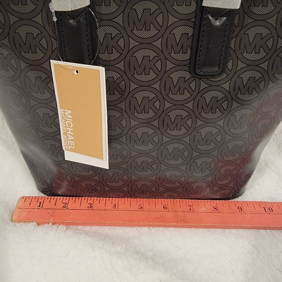 (J8) Michael Kors The Jodie Handbag - Picture 5 of 8